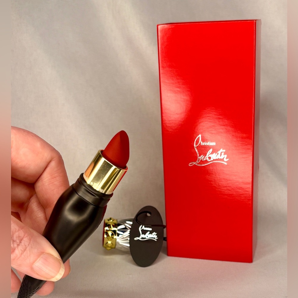 Christian Louboutin Rouge Velvet Matte Lipstick Long Lasting 3.8g/0.13 oz NIB - Picture 5 of 9